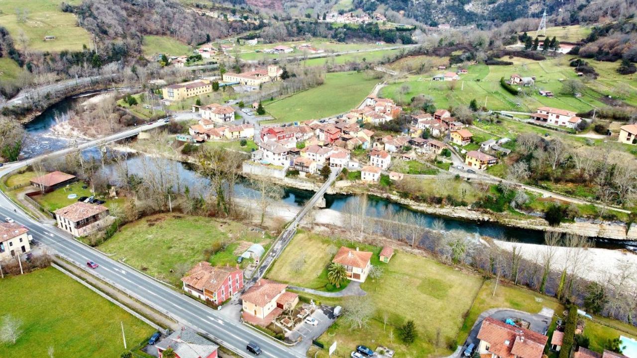 El Puentin Del Sella Con Wifi Y Parking Gratuito Apartment Cangas de Onis Exterior photo
