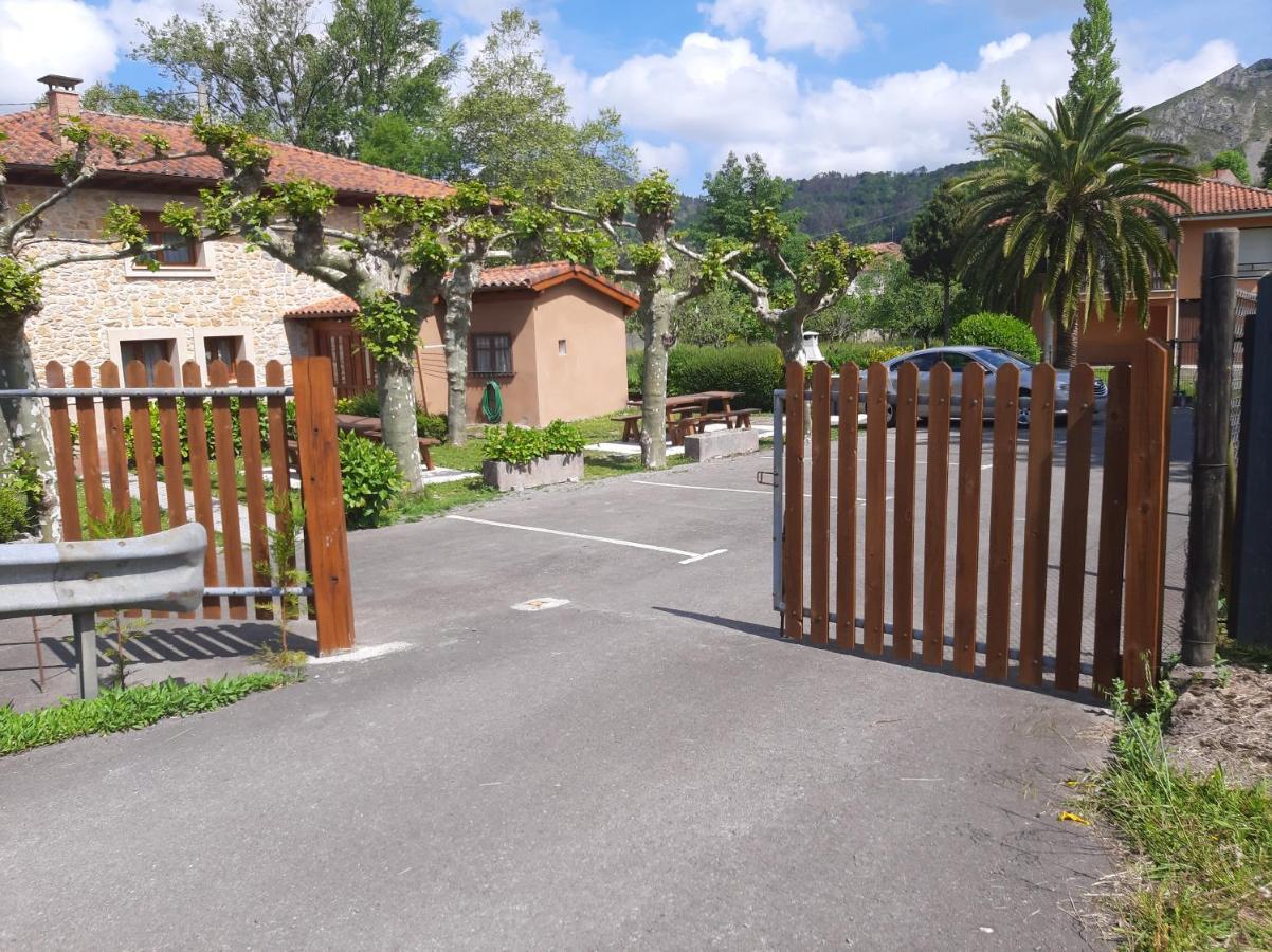 El Puentin Del Sella Con Wifi Y Parking Gratuito Apartment Cangas de Onis Exterior photo